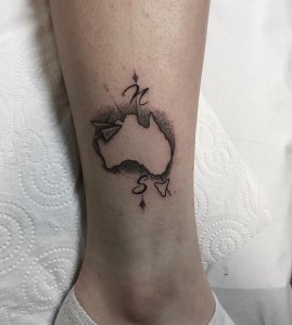黎小姐脚踝地图纹身图案